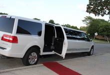 Wedding Lincoln Navigator limo